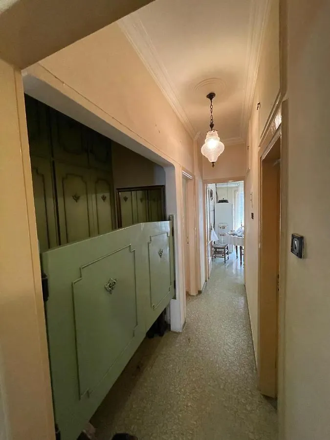 Classic 60'S Suite Apartment 테살로니키